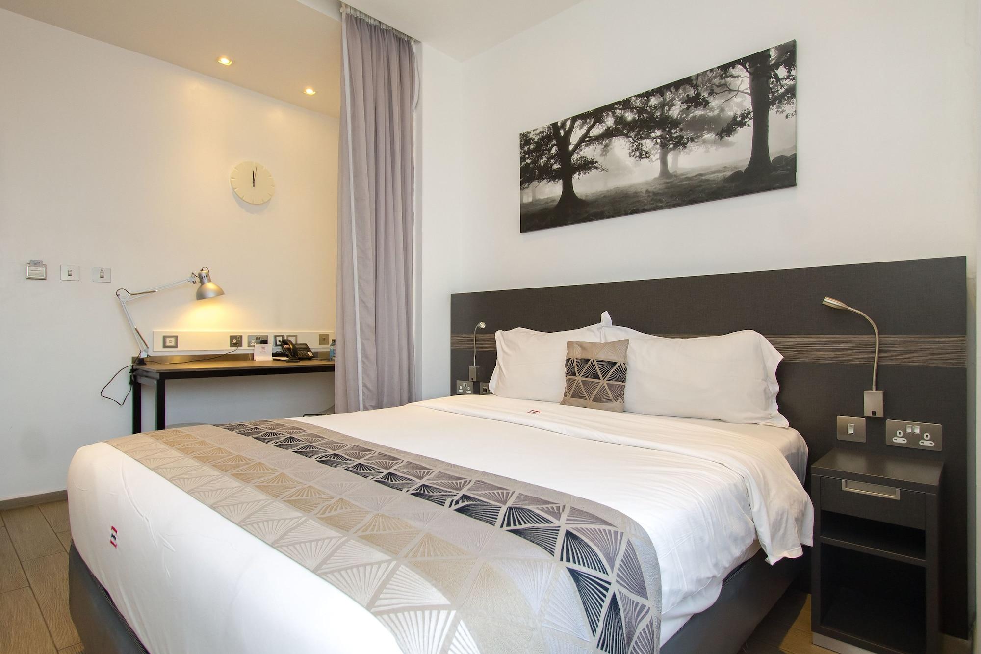 Imperial Hotel Express Кисуму Экстерьер фото