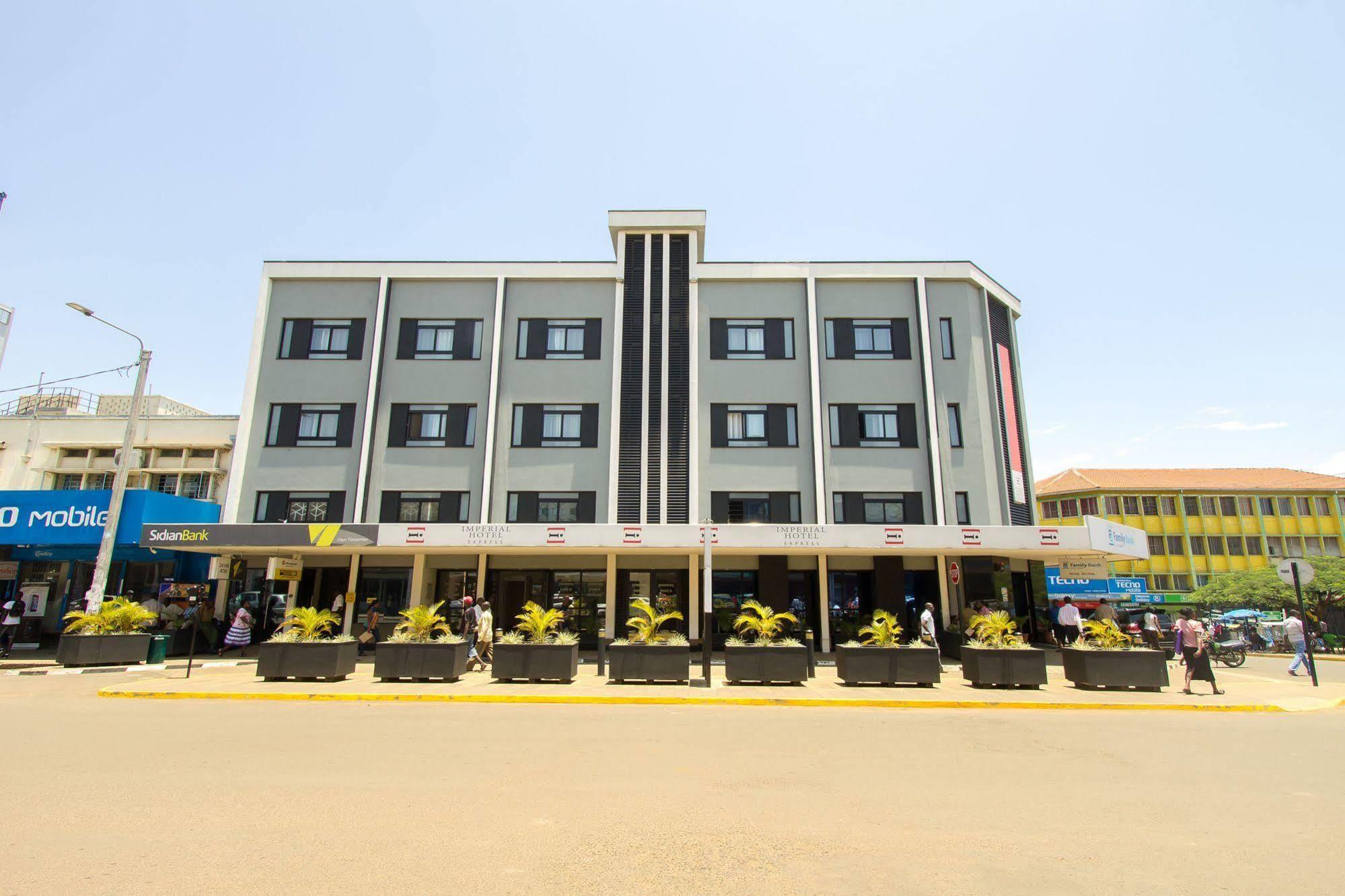 Imperial Hotel Express Кисуму Экстерьер фото