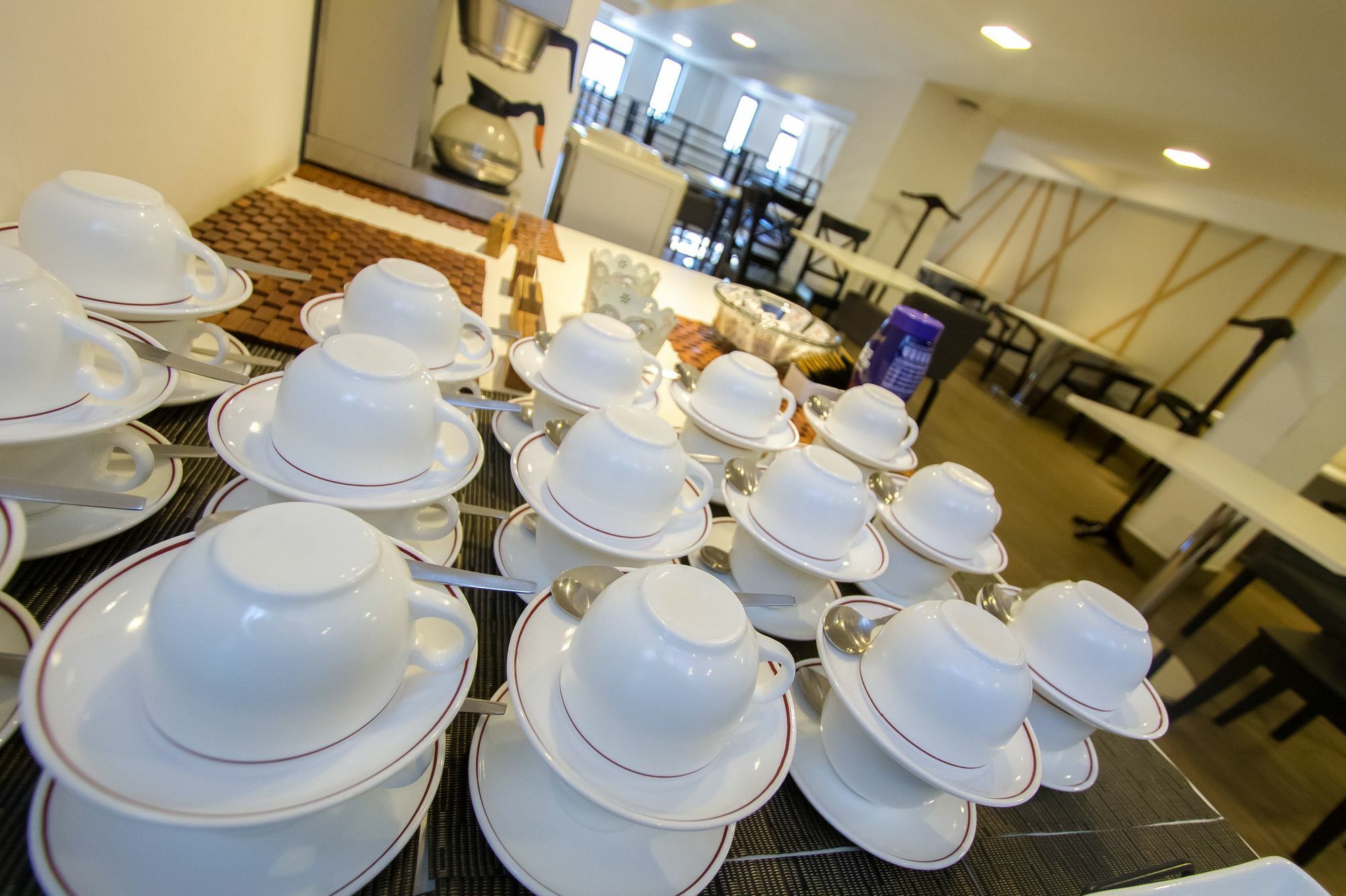 Imperial Hotel Express Кисуму Экстерьер фото